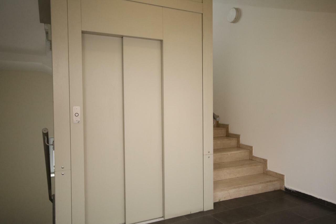 Comfort Apartments Timişoara Buitenkant foto