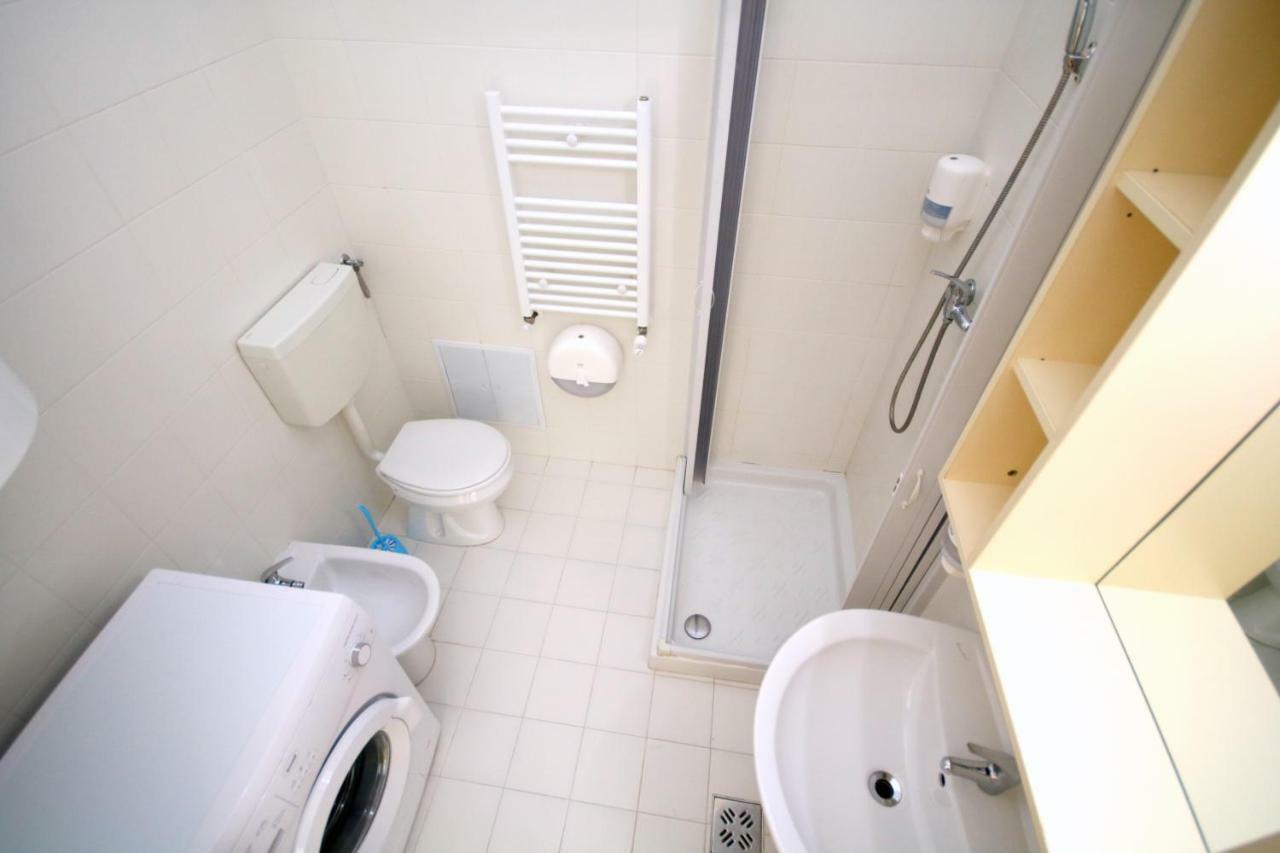 Comfort Apartments Timişoara Buitenkant foto